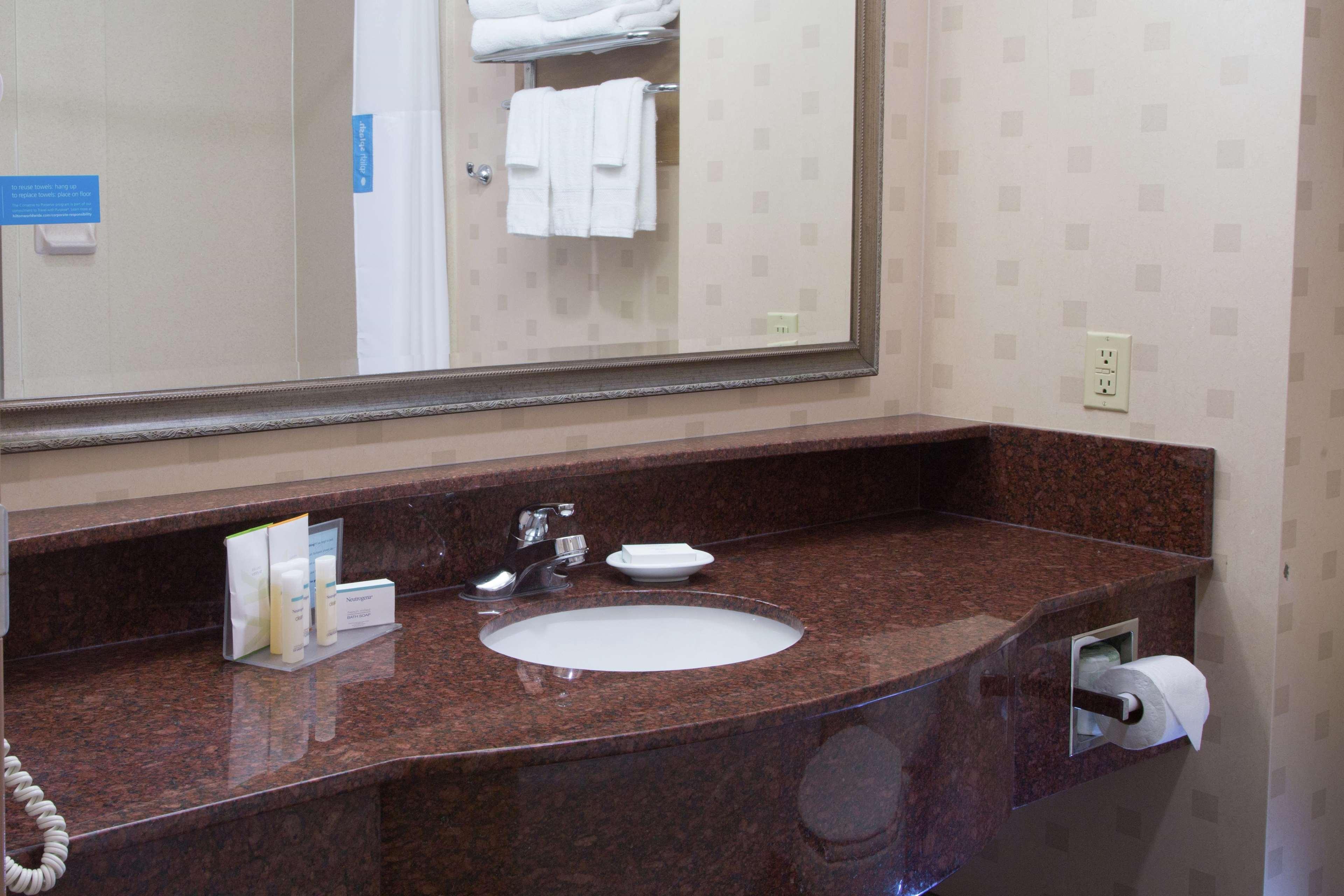 Hampton Inn Oxford-West Dış mekan fotoğraf